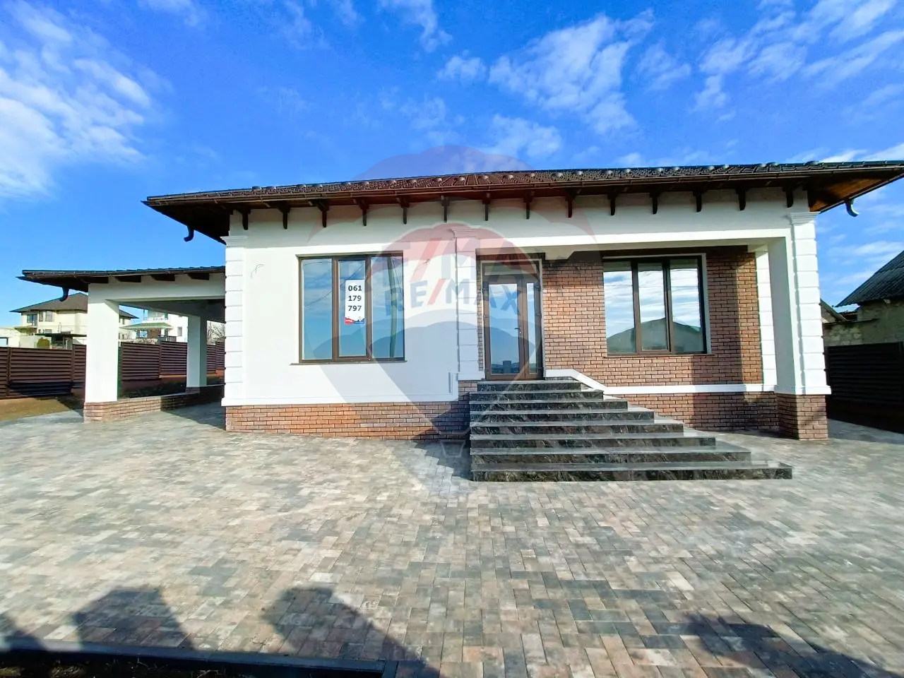 186.000 EUR