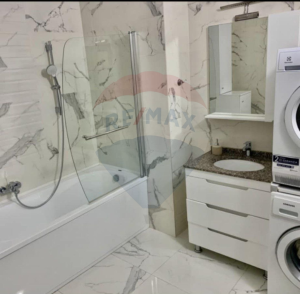 750 EUR