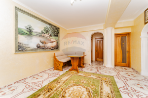 550 EUR