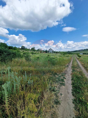 10.500 EUR