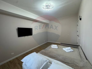 240.000 EUR