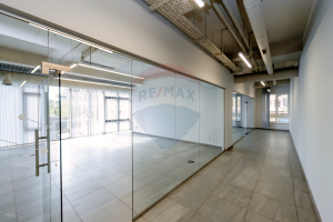 9.000 EUR