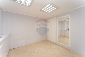 174.900 EUR