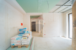 450.000 EUR
