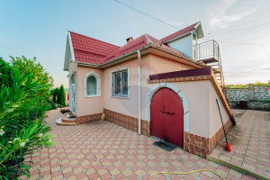 165.000 EUR