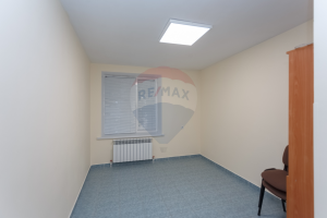 353.000 EUR