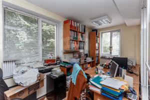 353.000 EUR