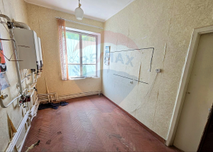 544.000 EUR