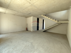 249.000 EUR