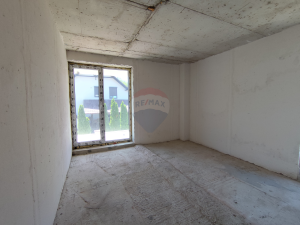 249.000 EUR