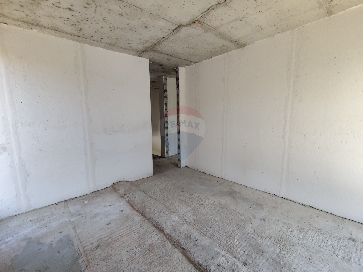 249.000 EUR
