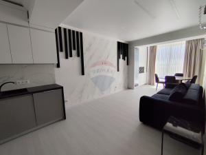 128.000 EUR